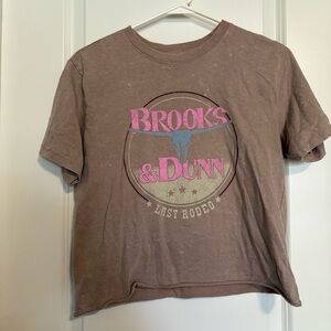 Brooks & Dunn Light Brown Cropped Short Sleeve T-Shirt 100% Cotton - Size Small